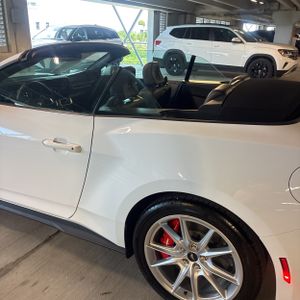 صورة 6 لـ 2024 FORD MUSTANG GT PREMIUM