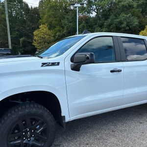 2026 Chevrolet SILVERADO 1500 LT TRAIL BOSS — фото 2