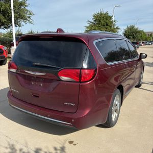 CHRYSLER PACIFICA LIMITED - 8