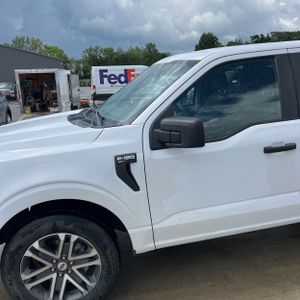 2021 FORD F-150 XL — фото 2