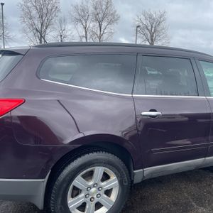 CHEVROLET TRAVERSE LT - 9