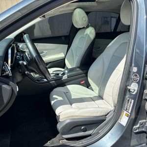2016 Mercedes-BENZ C 300 — миниатюра 32