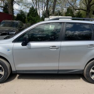 SUBARU FORESTER 2.5I - 4