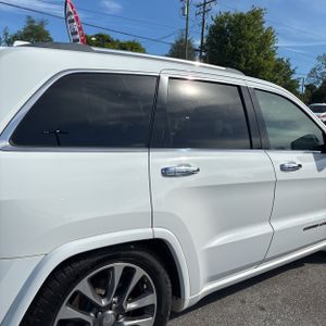 JEEP GRAND CHEROKEE - 9