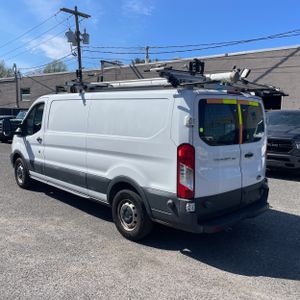 FORD TRANSIT 150 - 5