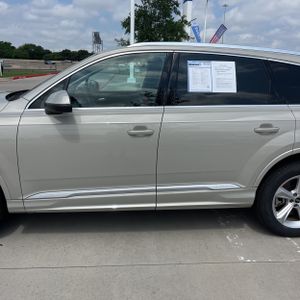 AUDI Q7 PREMIUM - 4