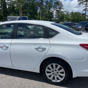 NISSAN SENTRA S - 6