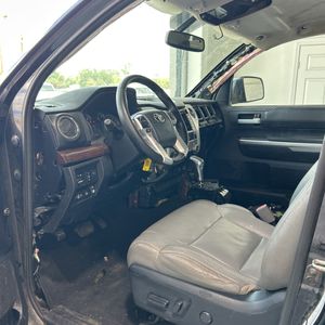2016 Toyota TUNDRA LIMITED 缩略图 34