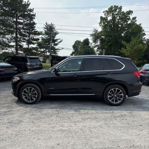 صورة 3 لـ 2014 BMW X5 XDRIVE50I