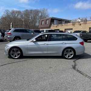 BMW 330I XDRIVE - 3