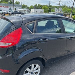 FORD FIESTA SE - 9