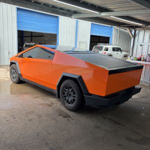 TESLA CYBERTRUCK BASE - 5