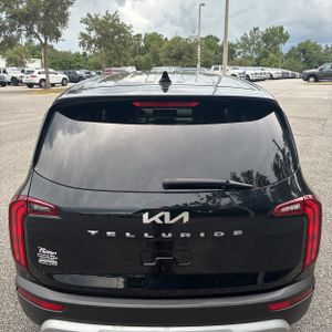 2022 KIA TELLURIDE LX — миниатюра 16