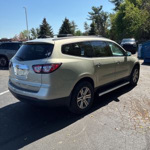 CHEVROLET TRAVERSE LT - 8