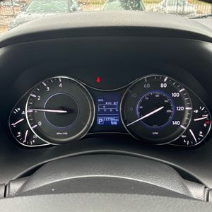 2019 Infiniti QX80 LUXE — фото 40