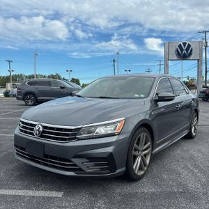 2017 Volkswagen PASSAT 1.8T R-LINE — фото 1