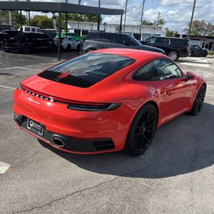 Porsche 911 Carrera - 8