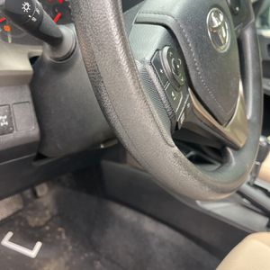 صورة 70 لـ 2013 Toyota RAV4 LE