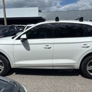 AUDI Q5 2.0T PREMIUM - 4