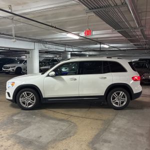 MERCEDES-BENZ GLB - 3