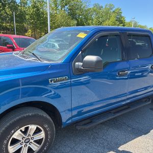 FORD F-150 XLT - 2