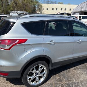 FORD ESCAPE TITANIUM - 9