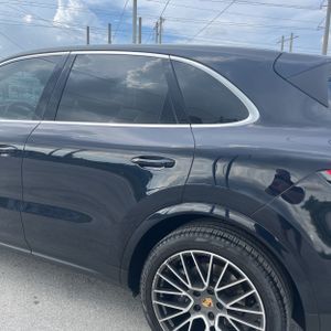2019 Porsche CAYENNE BASE — фото 6