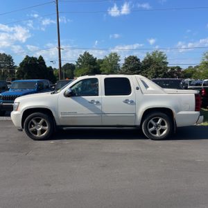 CHEVROLET AVALANCHE LTZ BLACK DIAMOND - 3