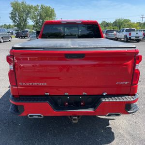صورة 7 لـ 2021 Chevrolet SILVERADO 1500 RST