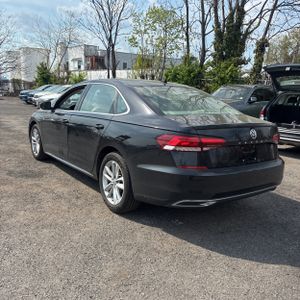 VOLKSWAGEN PASSAT SE - 5