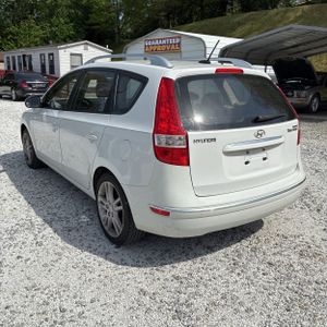 HYUNDAI ELANTRA TOURING SE - 5