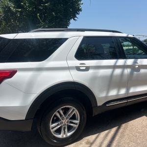 صورة 9 لـ 2023 FORD EXPLORER XLT