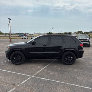 صورة 3 لـ 2020 JEEP GRAND CHEROKEE ALTITUDE