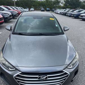 2018 Hyundai ELANTRA SEL — миниатюра 14