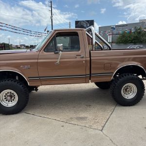 FORD F-150 XLT LARIAT - 4