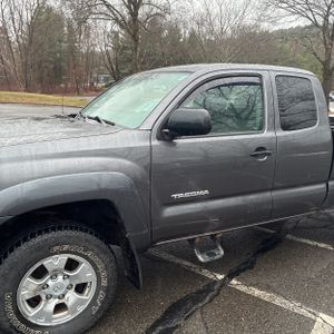 TOYOTA TACOMA - 2