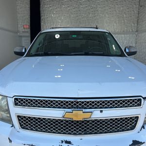 2014 Chevrolet SUBURBAN LT — миниатюра 13