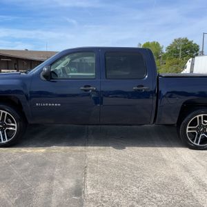 CHEVROLET SILVERADO 1500 WORK TRUCK - 4