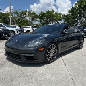 صورة 1 لـ 2020 Porsche PANAMERA 4