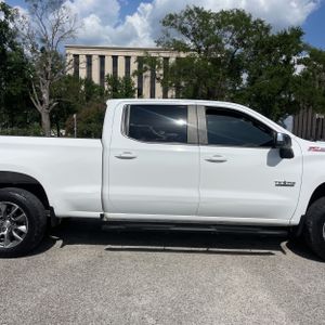 2019 Chevrolet SILVERADO 1500 LT — миниатюра 11