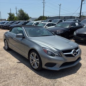 صورة 10 لـ 2015 Mercedes-BENZ E-CLASS