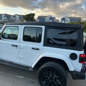 JEEP WRANGLER 4XE SAHARA 4X4 - 6