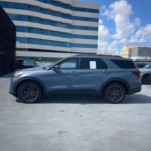 FORD EXPLORER ST - 3