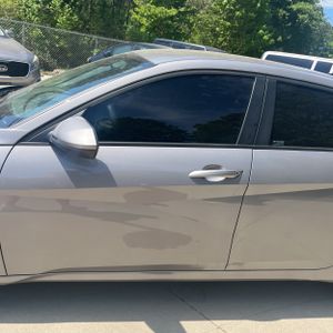 HYUNDAI ELANTRA SE - 4