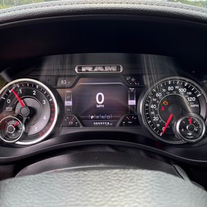 2021 RAM 2500 LARAMIE 照片 40