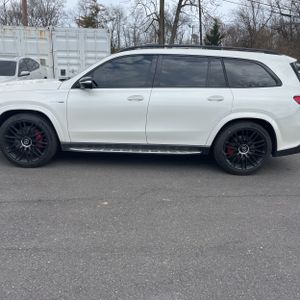 MERCEDES-BENZ GLS AMG - 3