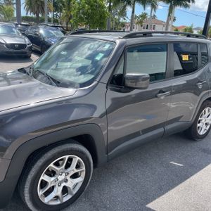2017 JEEP RENEGADE LATITUDE 照片 2
