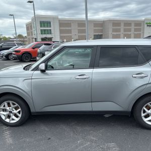 KIA SOUL LX - 4