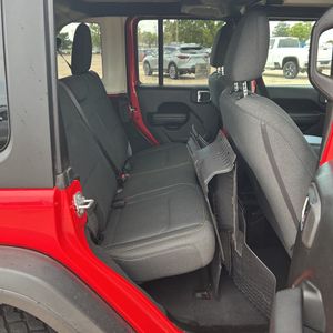 صورة مصغرة 39 لـ 2025 JEEP WRANGLER WILLYS