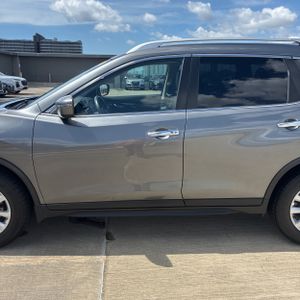 صورة 4 لـ 2019 Nissan ROGUE SV